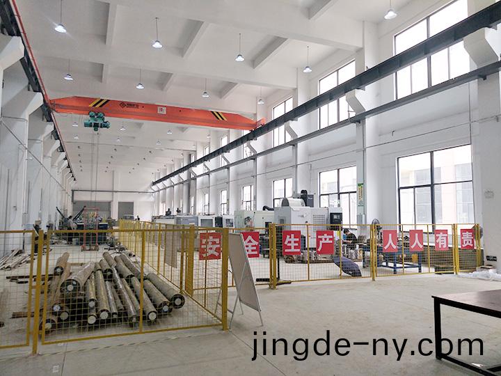 生産(chan)設(she)備